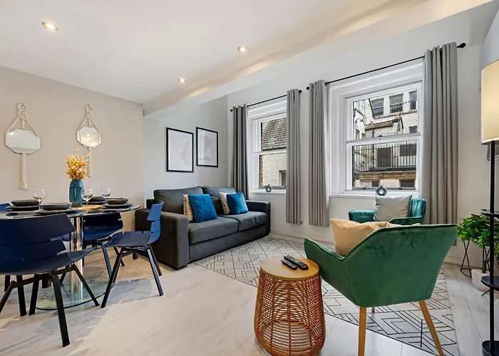 Host & Stay - City Centre Duplex Apartment